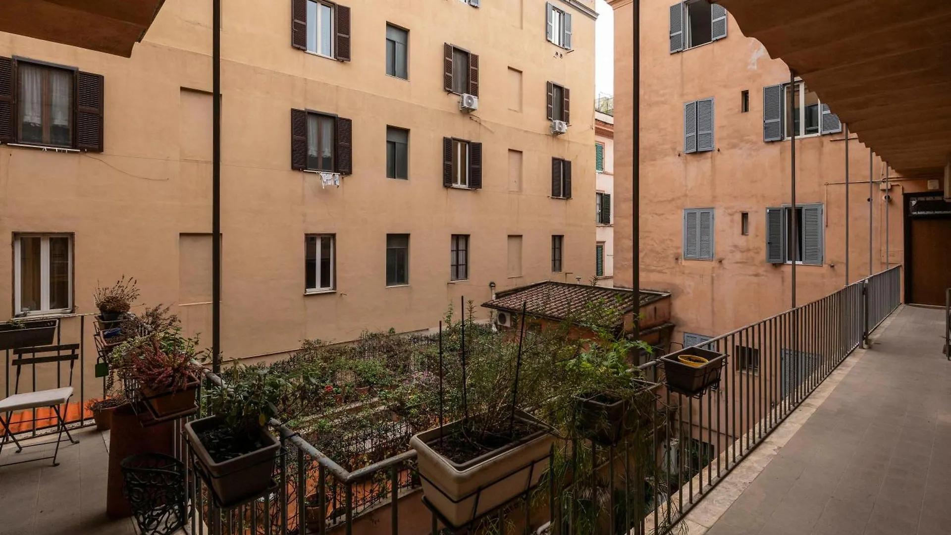 Arts Apartment Santa Maria Maggiore Zen 35 Rome